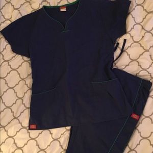 Dickies Scrub Set